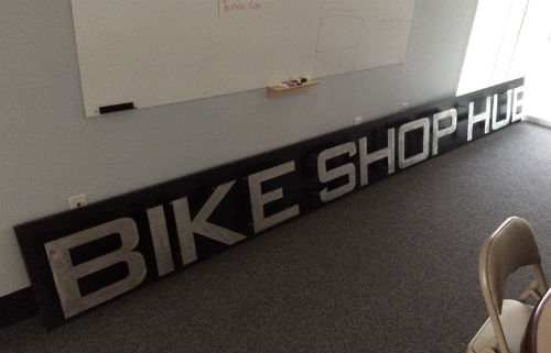 bike-shop-hub-sign
