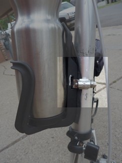 Bottle Cage on a Dahon Handlebar Stem Bottle Cage on a Dahon Handlebar Stem